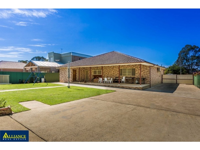 138 Picnic Point Road, Picnic Point NSW 2213