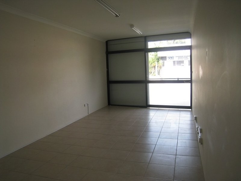 36 Maclaurin Avenue, East Hills NSW 2213