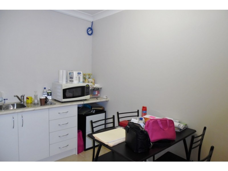 36 Maclaurin Avenue, East Hills NSW 2213