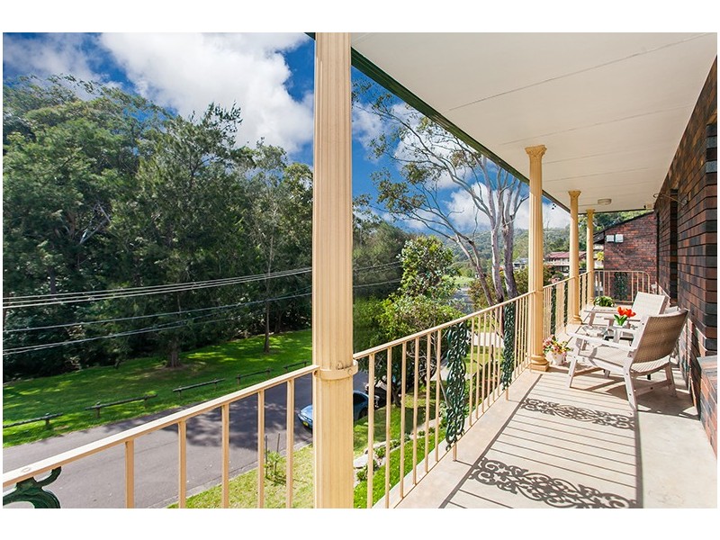 6 Jinna Road, Peakhurst Heights NSW 2210