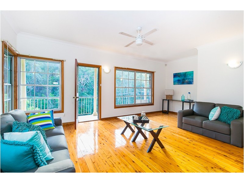 6 Jinna Road, Peakhurst Heights NSW 2210