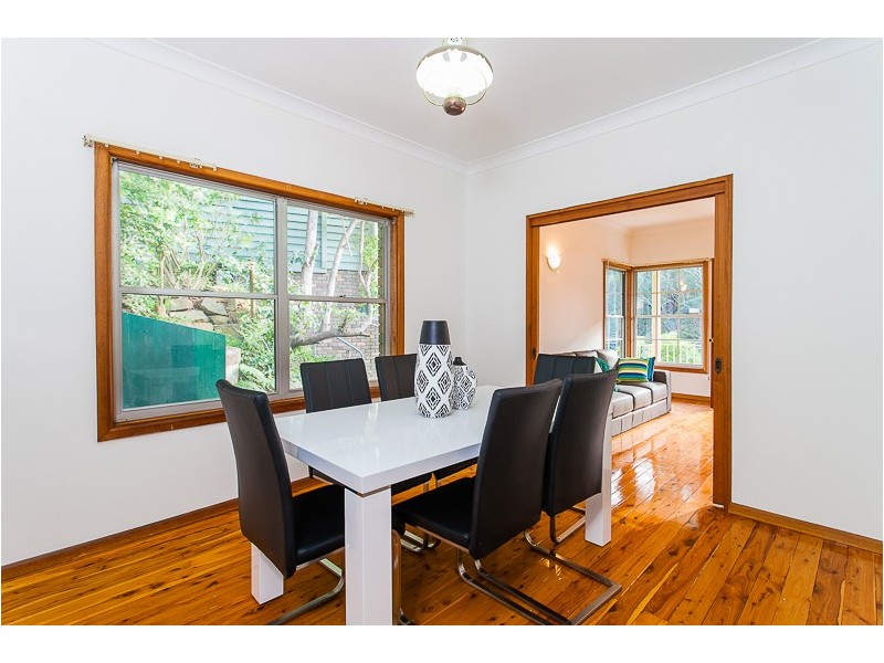 6 Jinna Road, Peakhurst Heights NSW 2210