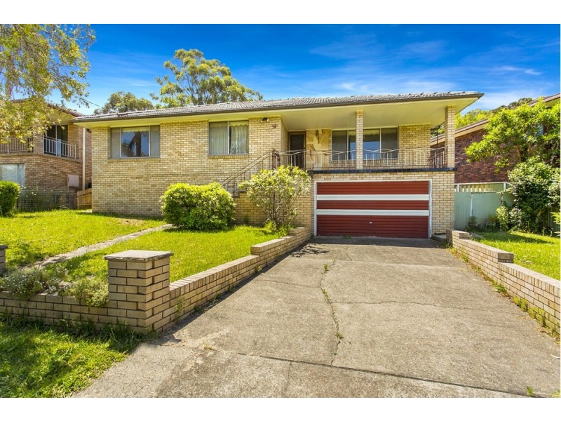 32 Sturt Avenue, Georges Hall NSW 2198
