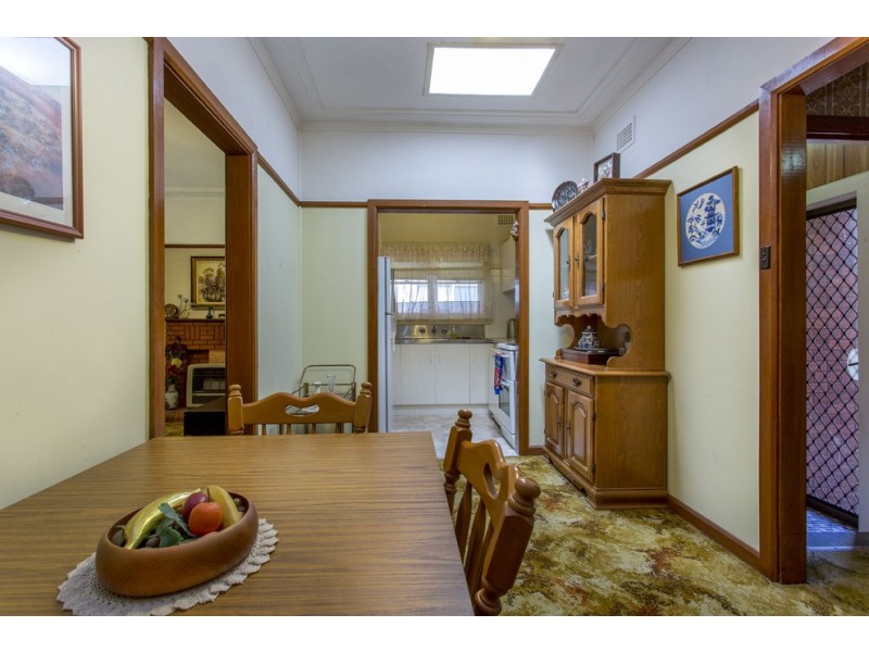 34 Laundess Avenue, Panania NSW 2213