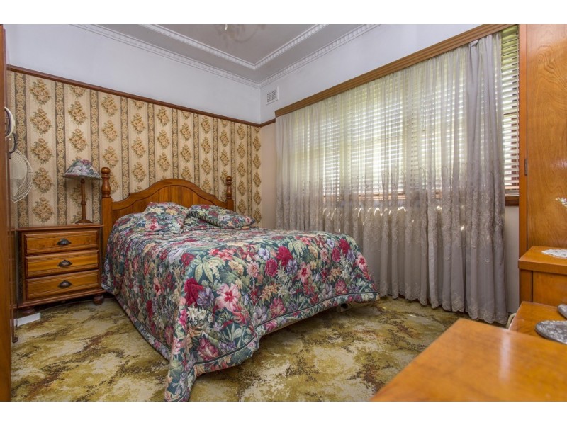 34 Laundess Avenue, Panania NSW 2213