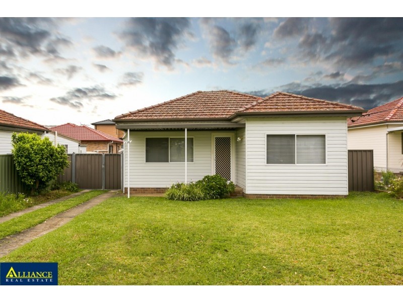 136 Horsley Road, Panania NSW 2213