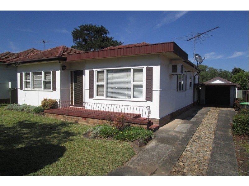 2 Kiora Street, Panania NSW 2213