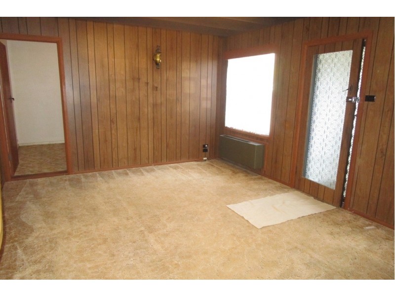 2 Kiora Street, Panania NSW 2213