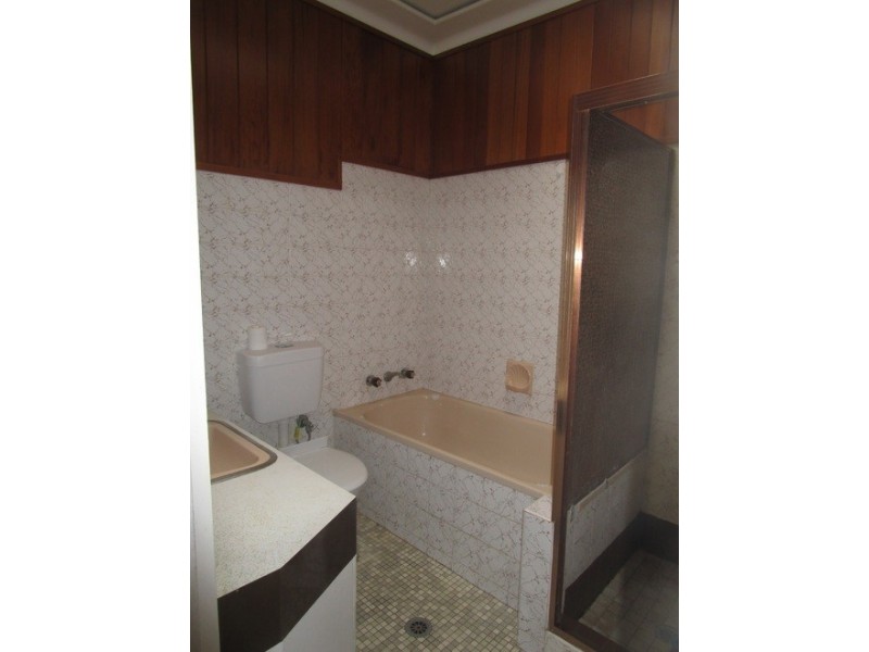 2 Kiora Street, Panania NSW 2213