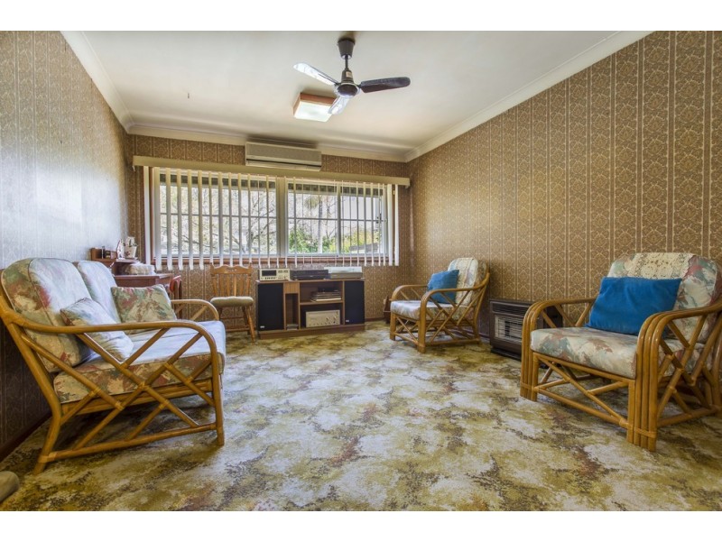 34 Laundess Avenue, Panania NSW 2213