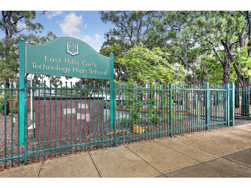 18 Bracher Street, East Hills NSW 2213