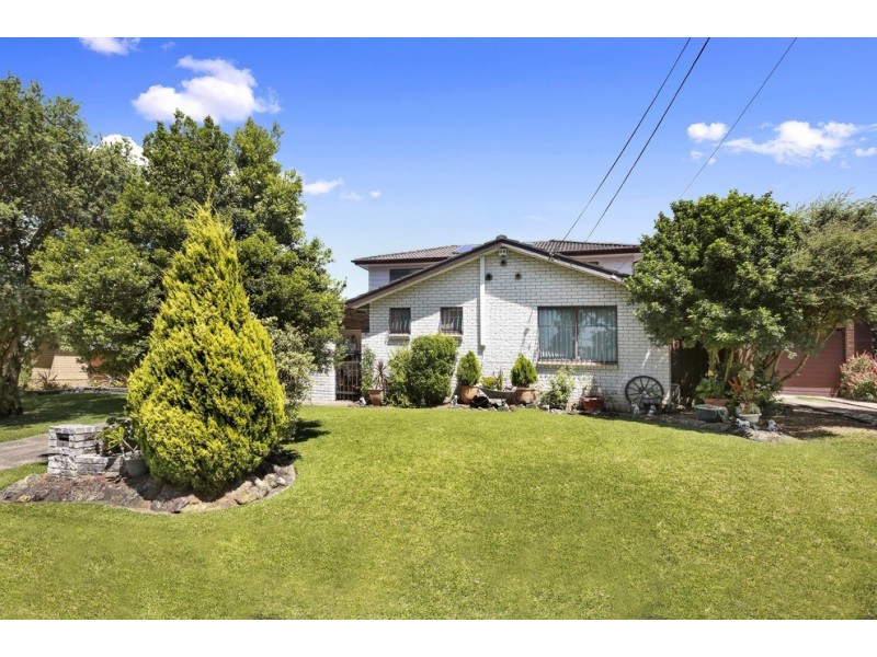 13 Eynham Road, Milperra NSW 2214