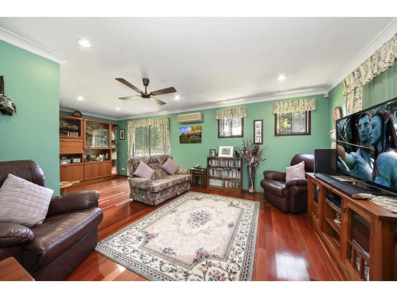 13 Eynham Road, Milperra NSW 2214