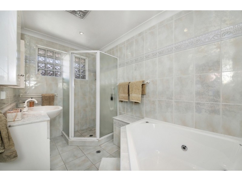 13 Eynham Road, Milperra NSW 2214