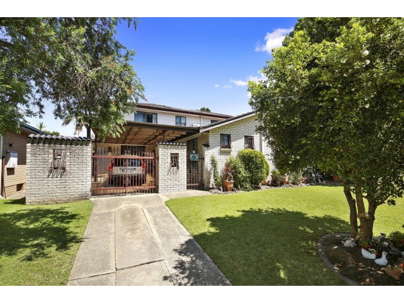 13 Eynham Road, Milperra NSW 2214