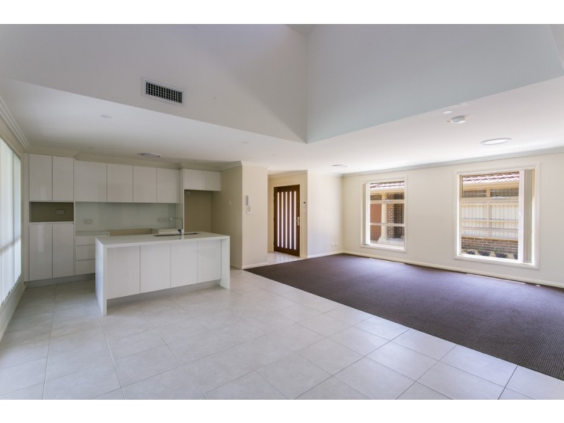 2 /98 Sherwood Street, Revesby NSW 2212