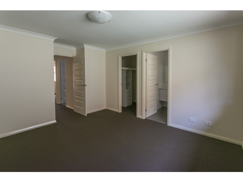 2 /98 Sherwood Street, Revesby NSW 2212