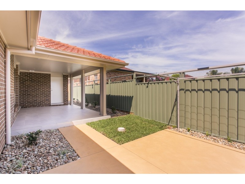 2 /98 Sherwood Street, Revesby NSW 2212