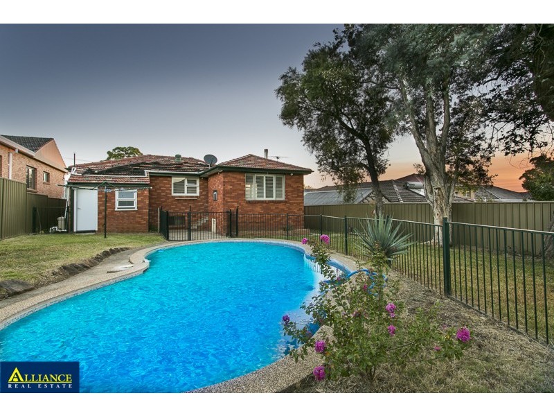 35 Ellesmere Street, Panania NSW 2213