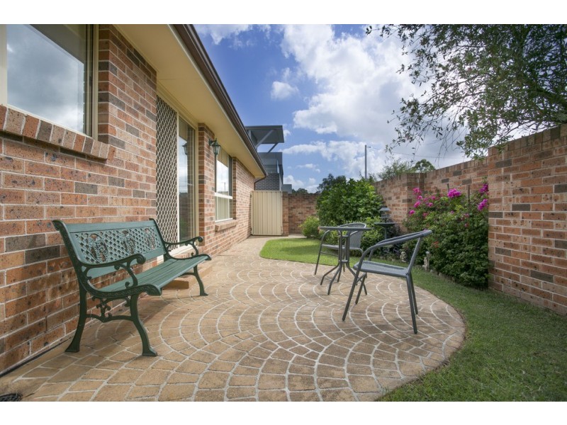 1/22 Victor Avenue, Panania NSW 2213