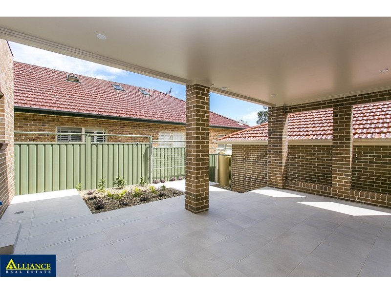1/98 Sherwood Street, Revesby NSW 2212