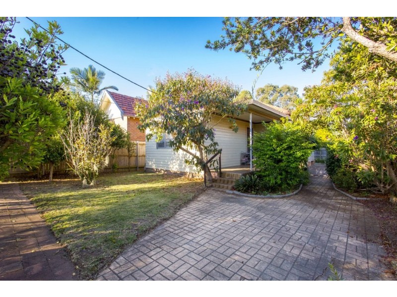 19 Picnic Point Road, Panania NSW 2213