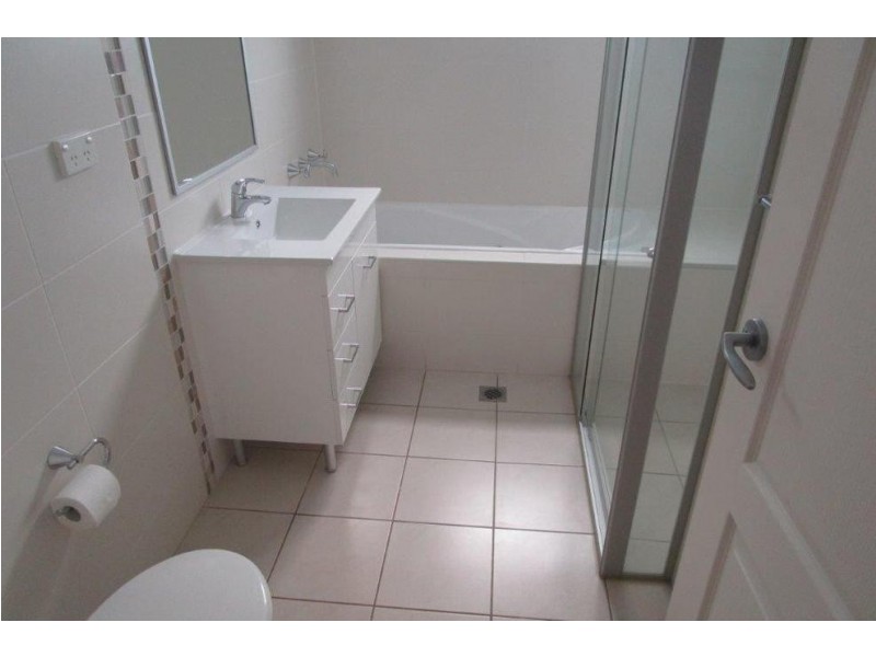 5/755 Henry Lawson Drive, Picnic Point NSW 2213