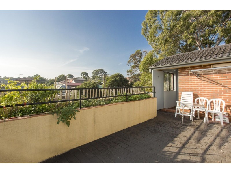 4/170 Greenacre Road, Bankstown NSW 2200