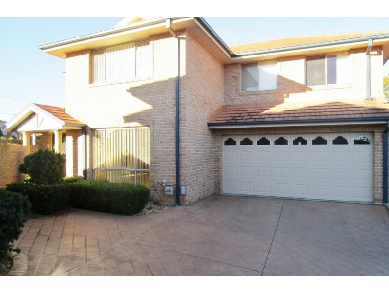 1/73 Albert Street, Revesby NSW 2212