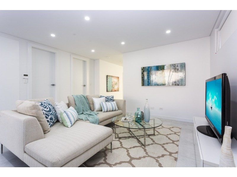 25 Drake Street, Panania NSW 2213