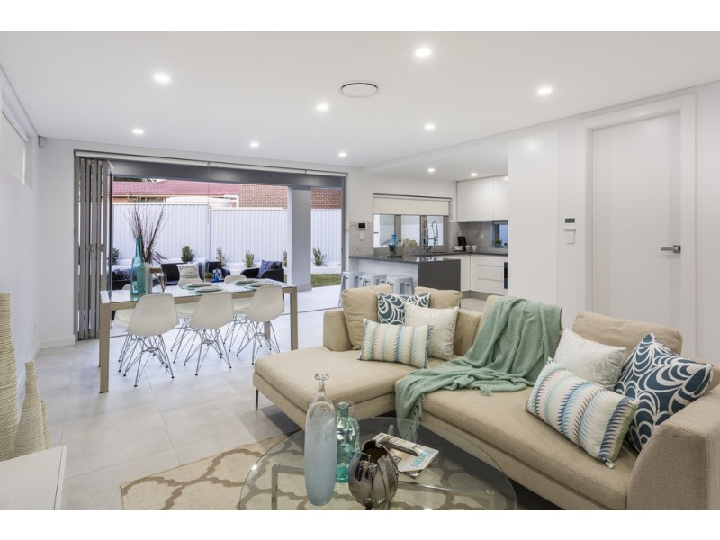 25 Drake Street, Panania NSW 2213