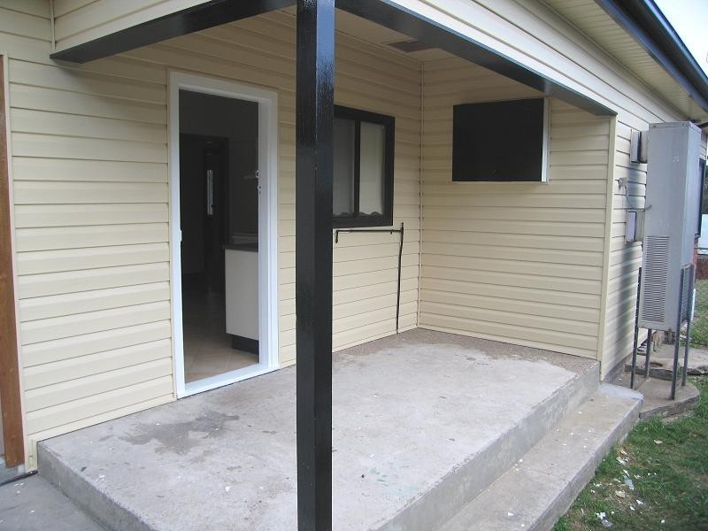 589 Henry Lawson Drive, East Hills NSW 2213