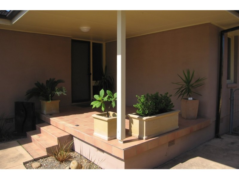 27 Garnsey Avenue, Panania NSW 2213