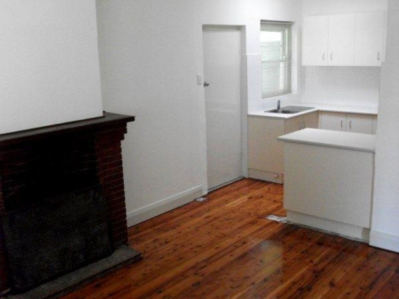 17 Hercules Street, Wollongong NSW 2500
