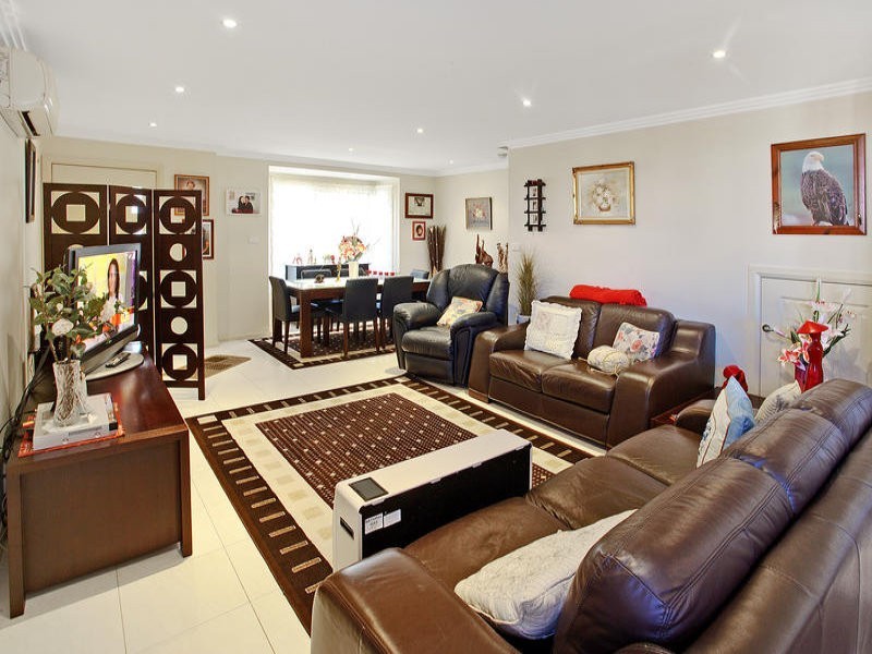 2/25-27 Farrell Street, Balgownie NSW 2519