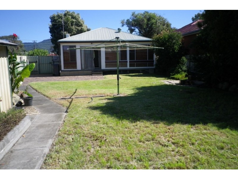 23 Byron Street, Bellambi NSW 2518