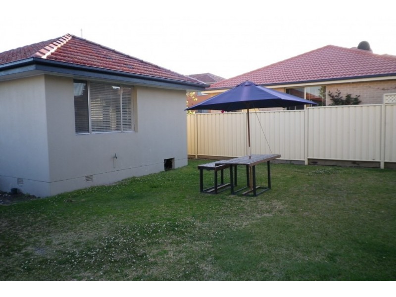 4/6 Dalby Street, Corrimal NSW 2518