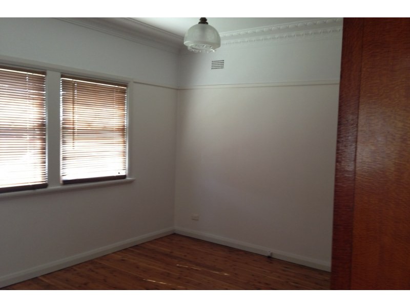 25 Jardine Street, Fairy Meadow NSW 2519