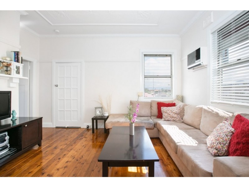 38 Third Avenue North, Warrawong NSW 2502