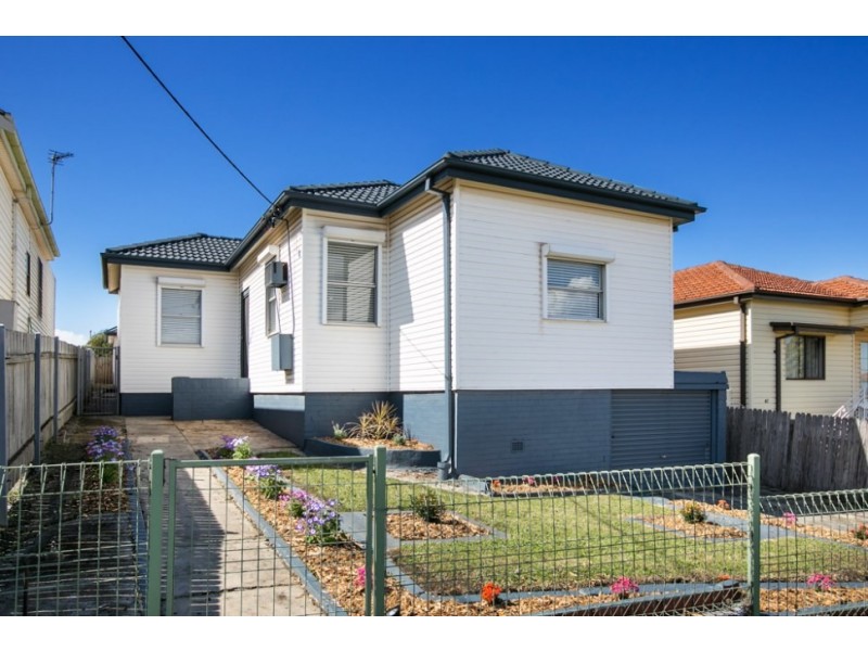38 Third Avenue North, Warrawong NSW 2502