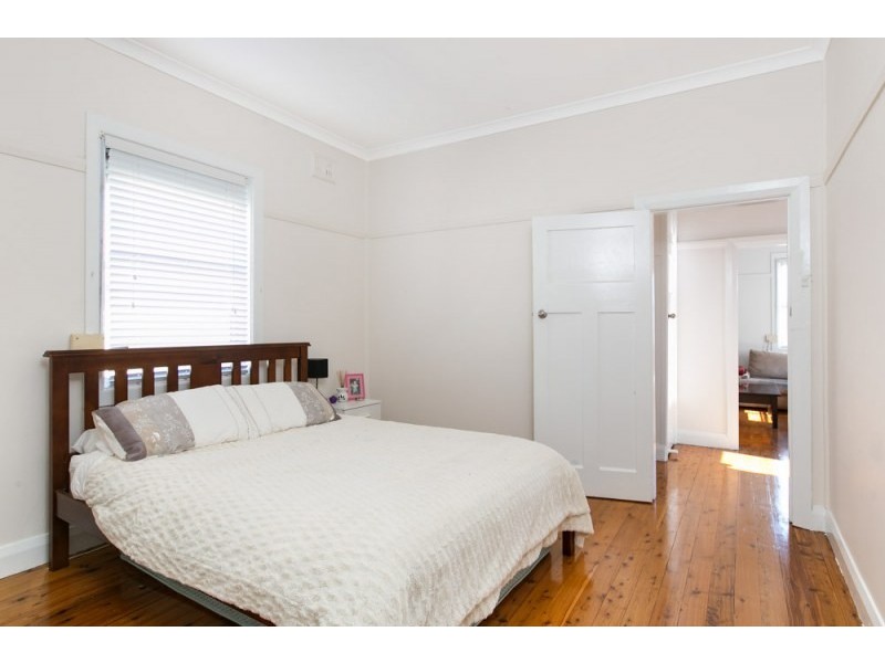 38 Third Avenue North, Warrawong NSW 2502
