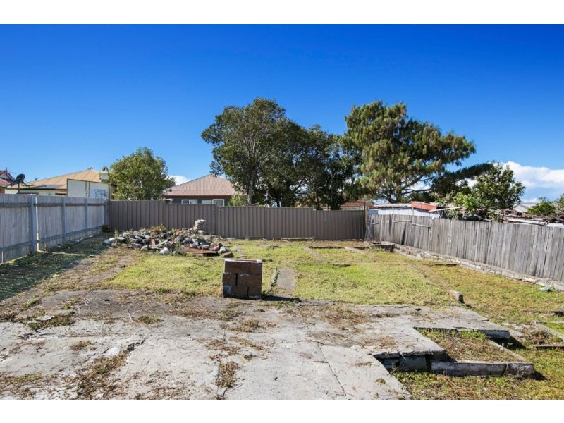 38 Third Avenue North, Warrawong NSW 2502