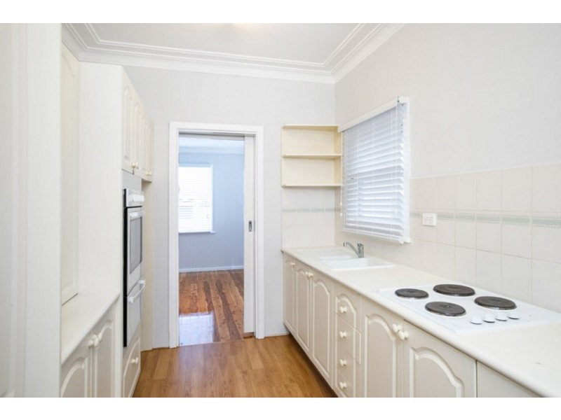 7 Mary Ann Street, Towradgi NSW 2518