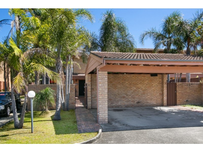 4/9 Bruce Road, Fernhill NSW 2519