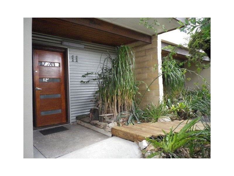 11 Dovers Drive, Port Kembla NSW 2505