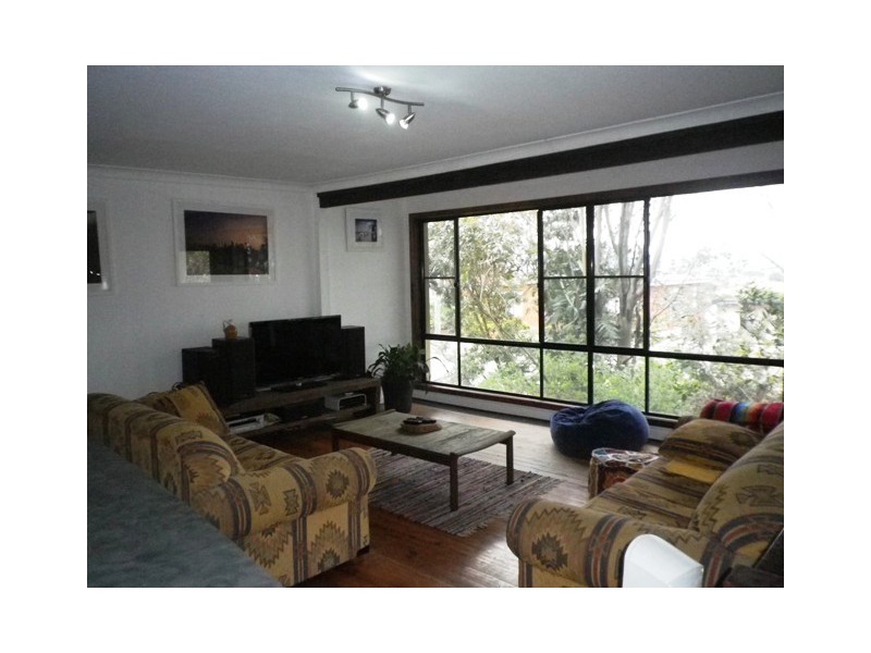 11 Dovers Drive, Port Kembla NSW 2505