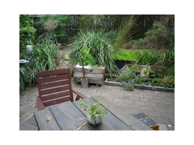 11 Dovers Drive, Port Kembla NSW 2505