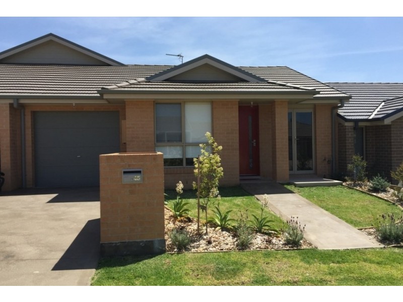 45 Churchill Circuit, Barrack Heights NSW 2528