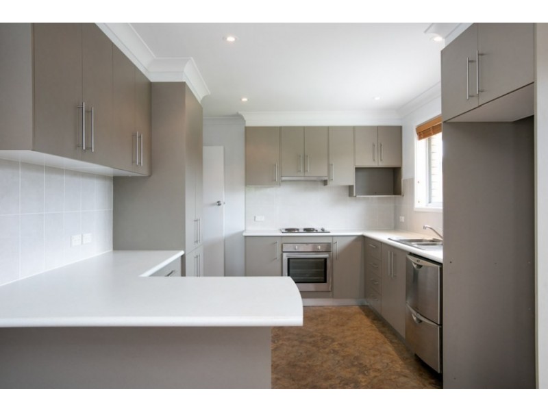 7 Mawarra Avenue, Dapto NSW 2530