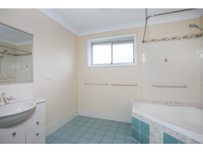 7 Mawarra Avenue, Dapto NSW 2530